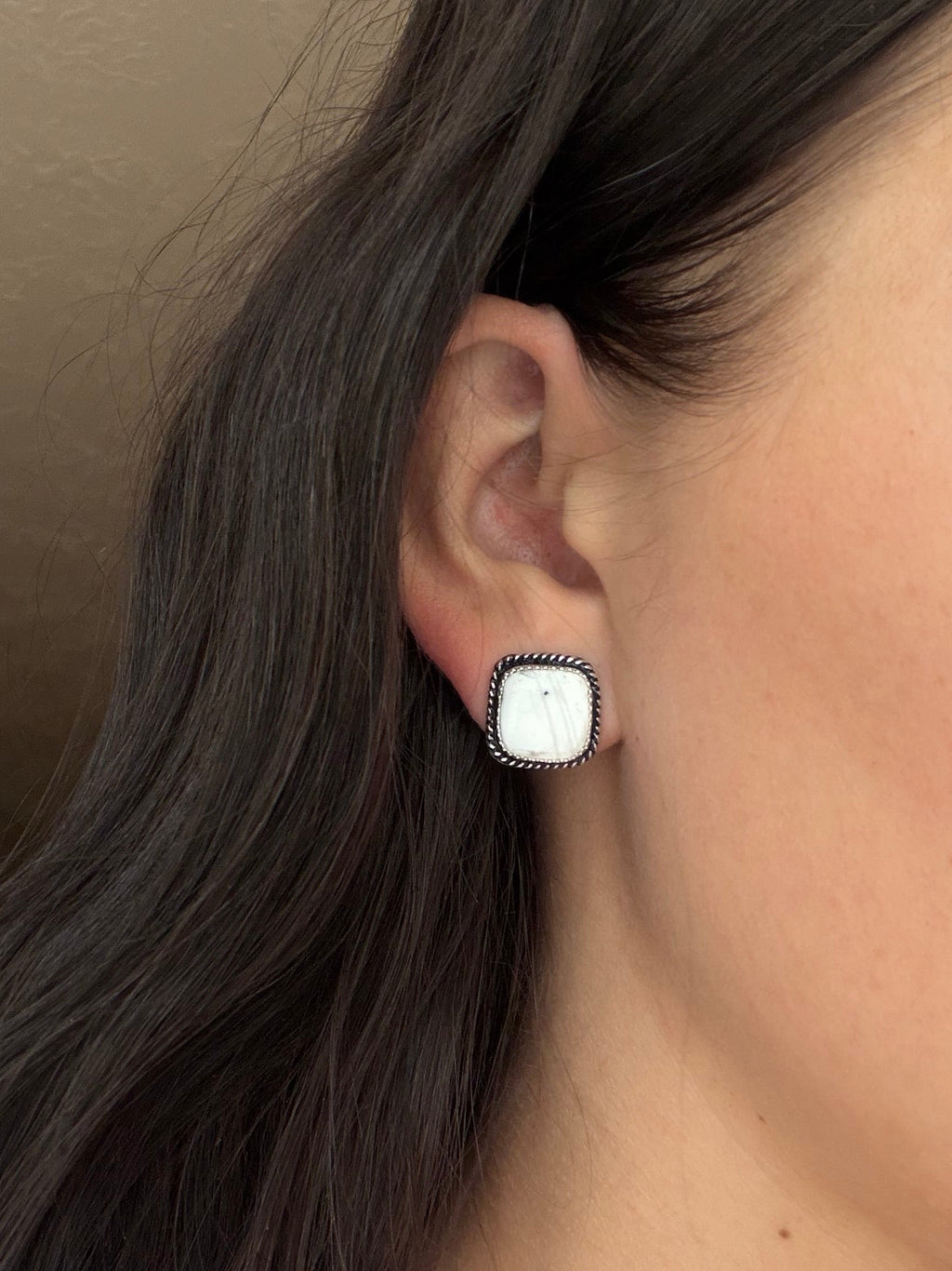 Linen Studs